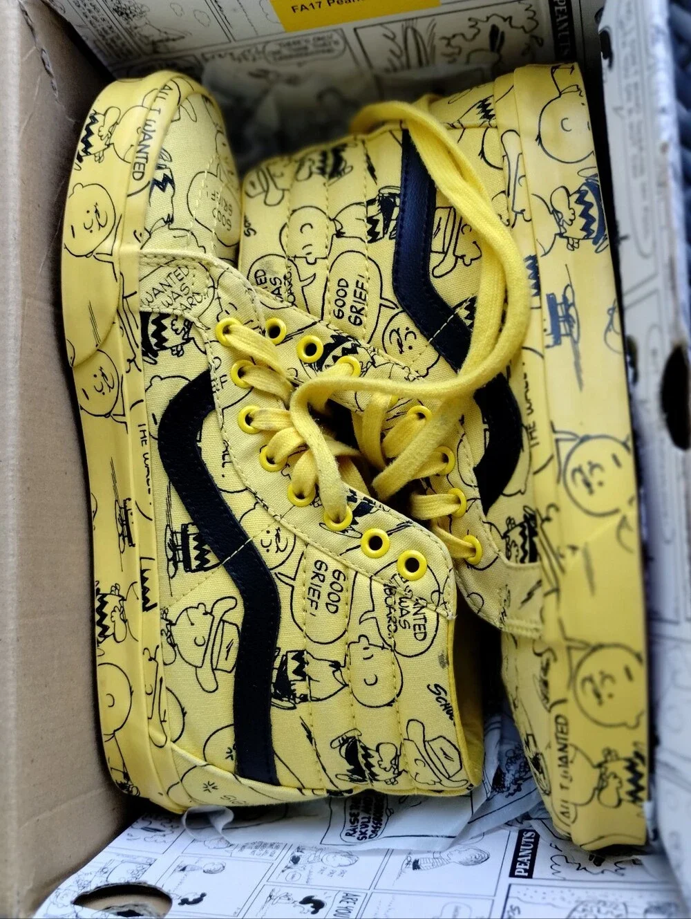 Vans x Peanuts Charlie Brown SK8-Hi Reissue Yellow Men's 8 Women's 9.5 w/ Box